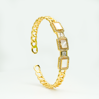 Gilded Grace: Non-Adjustable Gold-Plated Bracelet - Embrace Timeless Elegance with Every Wear!