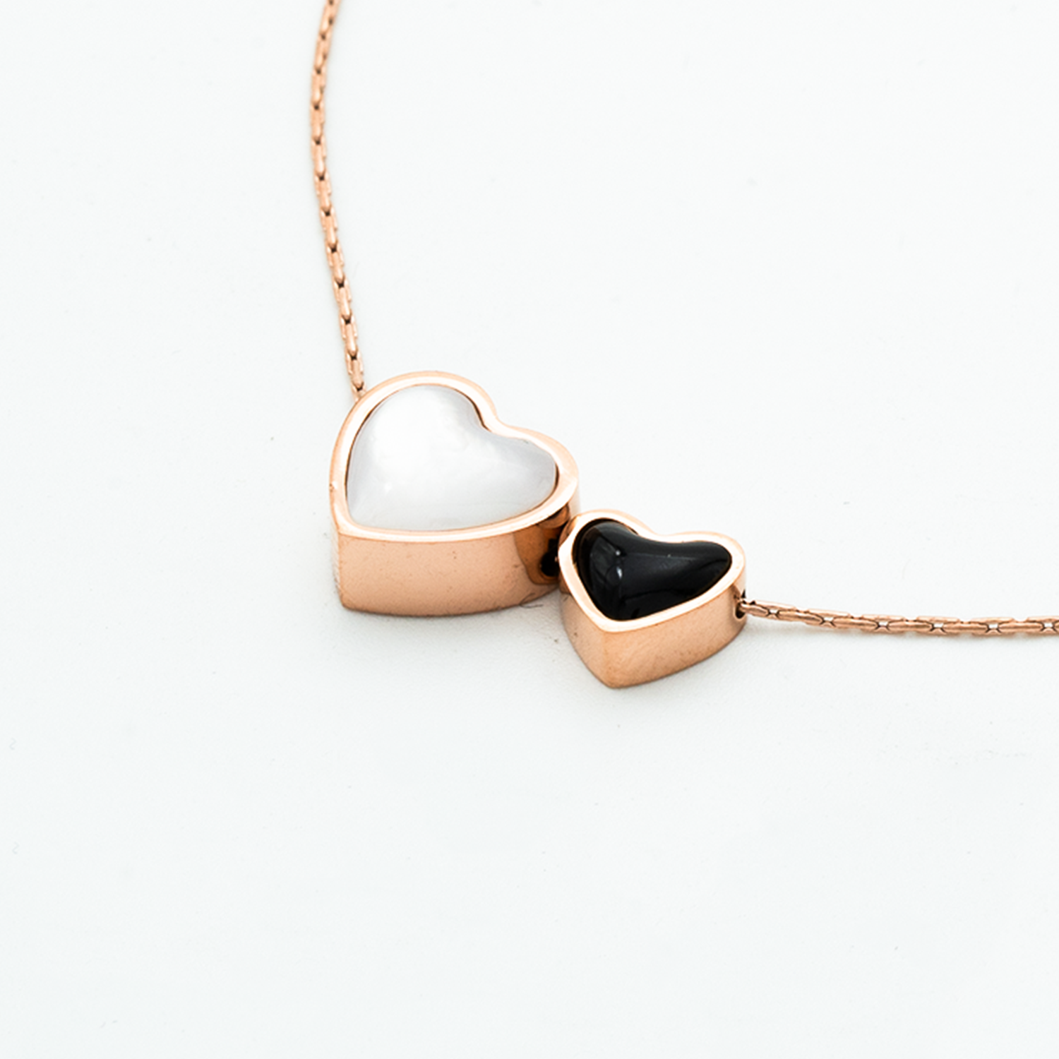 Gilded Petals: Exquisite Rose Gold Necklace for Her