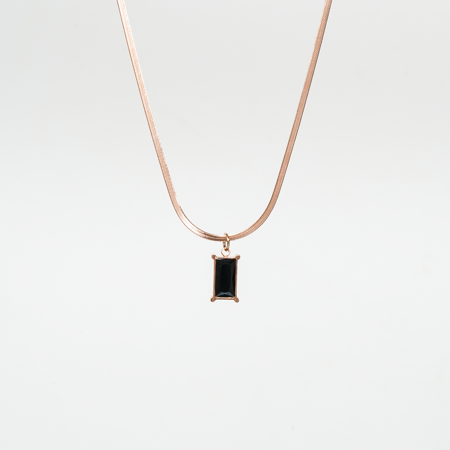 Rosegold Reverie: Enchanting Necklace for Timeless Grace