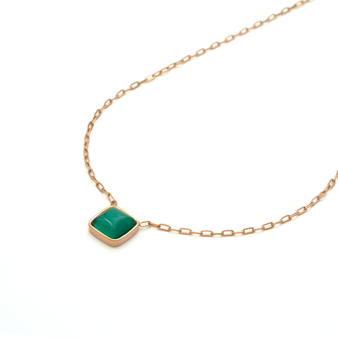 Gilded Grace: Opulent Gold Necklace for Radiant Beauty