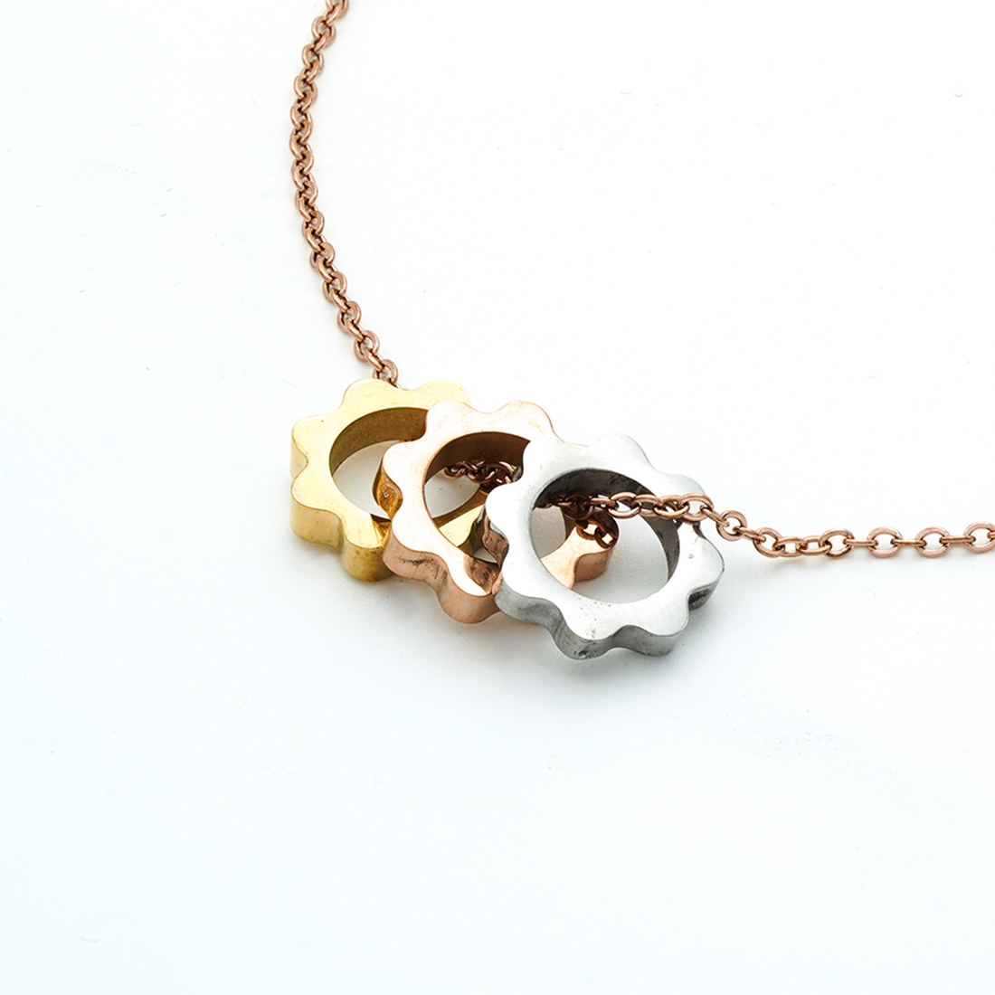 Feminine Flourish: Rose Gold Women&